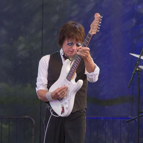 Review: Rock Giants Jeff Beck, Ann Wilson Dazzle Artpark Crowd