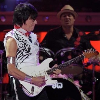 Jeff Beck & Joss Stone Cover ‘I Put a Spell On You’